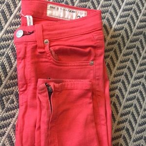 Zipper Capri